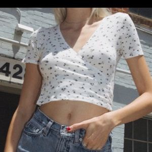 Brandy Melville Rae top